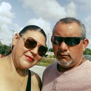 Meet your Posher, Rosalinda ysasi